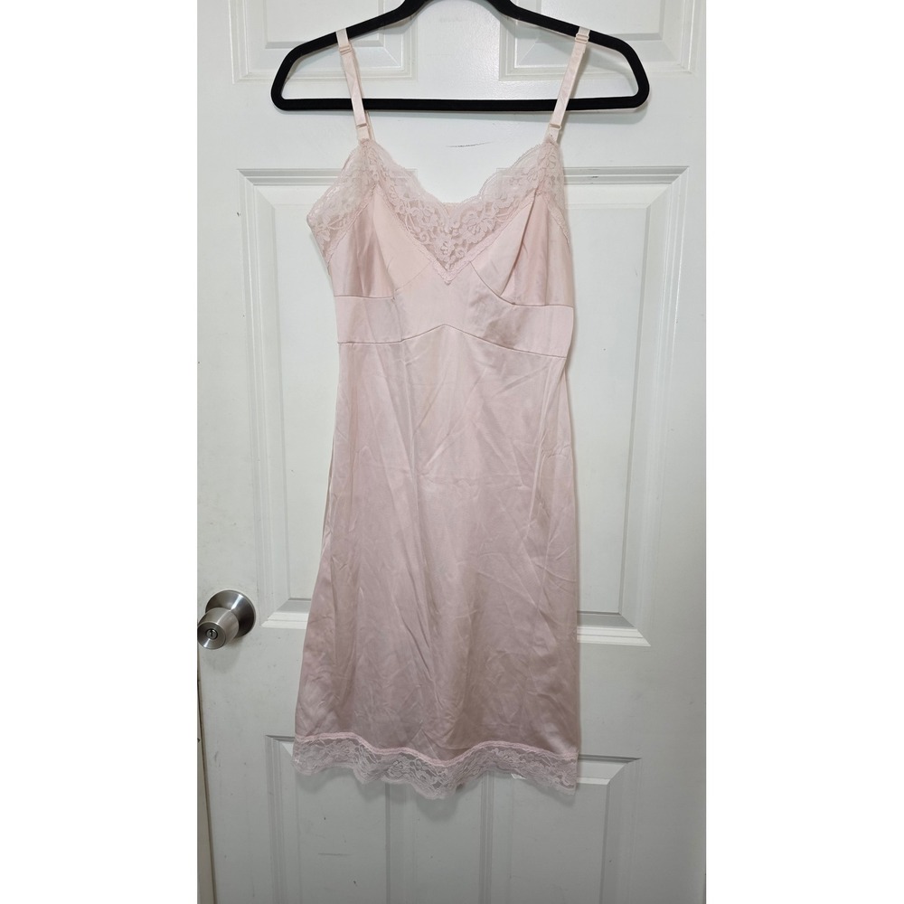 VTG Sliperfection Full Slip Women 34 Pink Lace Trim Antron III Nylon Lingerie 90